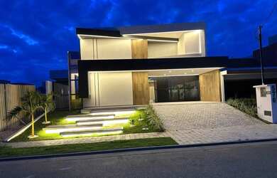 Imagem: A casa em condomínio possui 3 Dormitórios, 3 Banheiros, 2