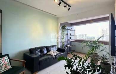 Imagem: O apartamento possui 3 Dormitórios, 1 Banheiro, 1 Vaga na garagem