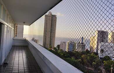 Imagem: O apartamento possui 4 Dormitórios, 4 Banheiros, 3 Vagas na