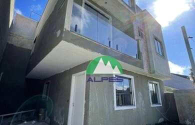 Imagem: A casa possui 3 Dormitórios, 3 Banheiros, 3 Vagas na garagem