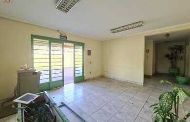 Imagem 3: Galpão industrial. Ar-condicionado, 3.003m² de Áreae5 Vagas na garagem