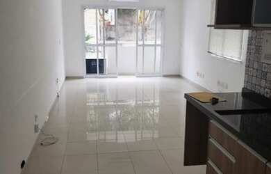 Imagem: O depósito possui 1 Vaga na garagem, 37m² de Área e está