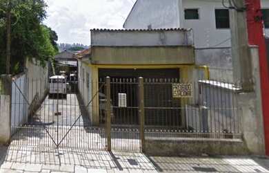 Imagem: O depósito possui 5 Vagas na garagem, 320m² de Área e está