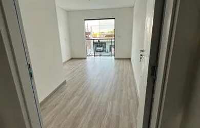 Imagem 2: Vende geminado. 83.740m² de Área, 1 Vaga na garageme2 Dormitórios