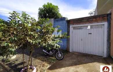 Imagem: O depósito possui 4 Vagas na garagem e 238m² de Área e está