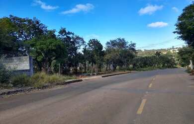 Imagem: O terreno possui 1.000m² de Área e está localizado em Lagoa