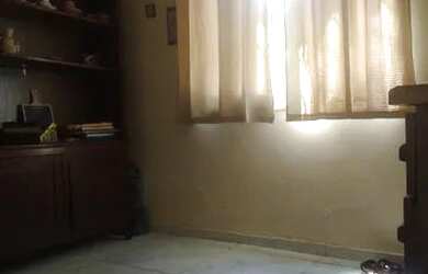 Imagem: A casa possui 5 Dormitórios, 3 Banheiros, 2 Vagas na garagem