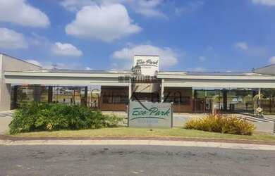 Imagem: O terreno à venda possui 682m² de Área e está localizado