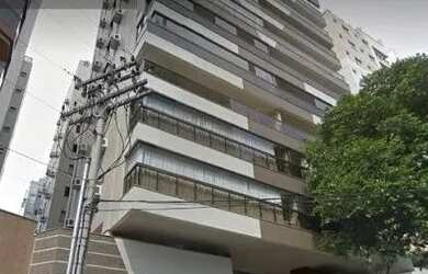 Imagem: O apartamento possui 4 Dormitórios, 2 Banheiros, 3 Vagas na