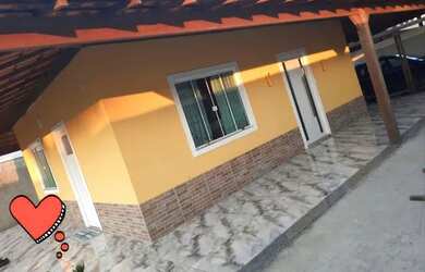 Imagem: A casa em condomínio possui 2 Dormitórios, 2 Banheiros, 3