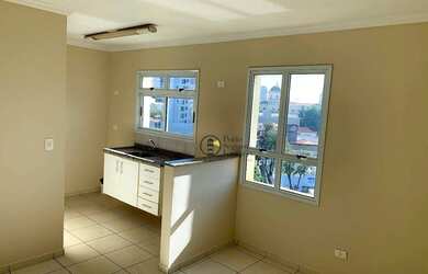 Imagem: O apartamento possui 1 Dormitório, 1 Banheiro, 1 Vaga na garagem