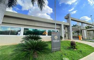 Imagem: O apartamento possui 2 Dormitórios, 1 Banheiro, 2 Vagas na