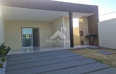 Imagem: A casa possui 3 Dormitórios, 3 Banheiros, 2 Vagas na garagem