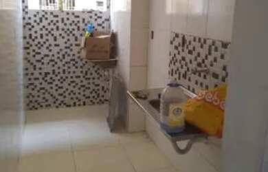 Imagem: O apartamento possui 2 Dormitórios, 1 Banheiro e está localizado