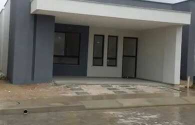 Imagem: A casa em condomínio possui 3 Dormitórios, 2 Banheiros, 2