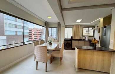 Imagem 4: Apartamento de 2 dormitórios com sacadão de frente no Centro - Capão...