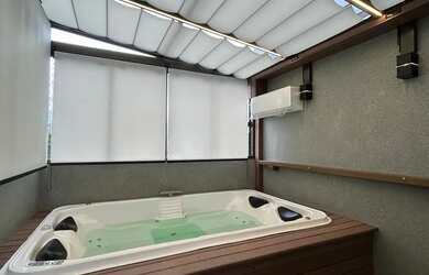 Imagem: O apartamento possui 2 Dormitórios, 2 Banheiros, 1 Vaga na