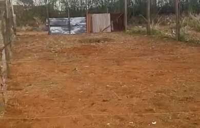 Imagem: O terreno possui 160m² de Área e está localizado em Samambaia