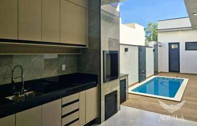 Imagem: A casa em condomínio possui 3 Dormitórios, 2 Banheiros, 2