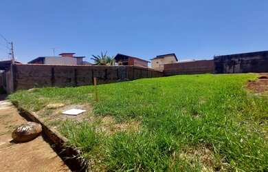 Imagem: O terreno possui 490m² de Área e está localizado em City