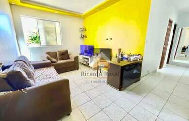 Imagem: O apartamento possui 3 Dormitórios, 1 Banheiro, 1 Vaga na garagem