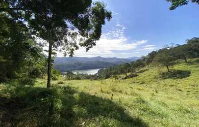 Imagem 3: Terreno de 20.000m pronto para construir MATRÍCULA INDIVIDUAL