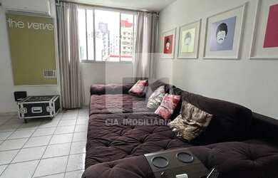 Imagem: O apartamento possui 3 Dormitórios, 1 Banheiro, 1 Vaga na garagem