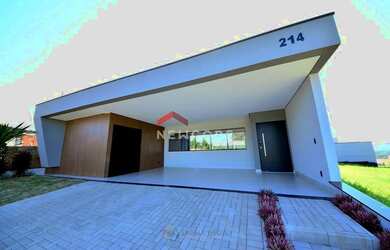 Imagem: A casa em condomínio possui 3 Dormitórios, 5 Banheiros, 4