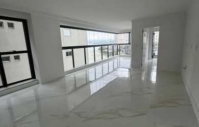 Imagem 5: APARTAMENTO QUADRA MAR EM MEIA PRAIA - ALTO PADRÃO