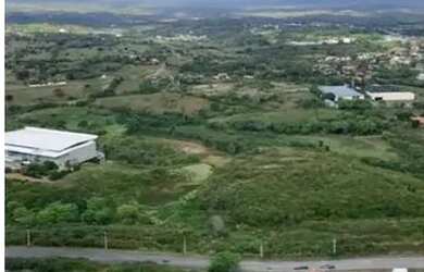 Imagem: A casa possui 3 Dormitórios, 4 Banheiros, 5 Vagas na garagem