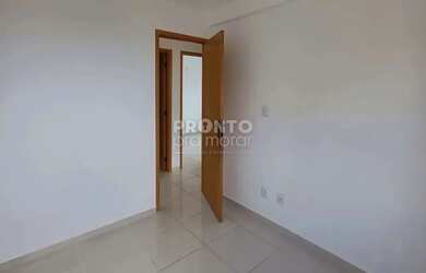 Imagem: O apartamento possui 3 Dormitórios, 1 Banheiro, 1 Vaga na garagem