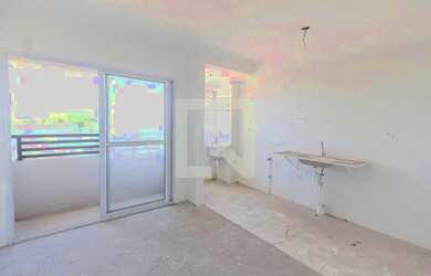 Imagem: O apartamento possui 1 Dormitório, 1 Banheiro e 32m² de Área