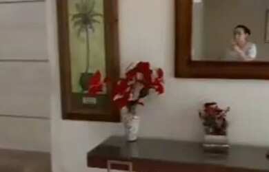 Imagem: O apartamento possui 2 Dormitórios, 2 Banheiros, 2 Vagas na