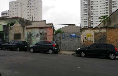 Imagem: O terreno possui 340m² de Área e está localizado em Quinta