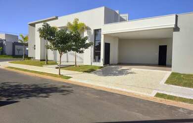 Imagem: A casa em condomínio possui 3 Dormitórios, 5 Banheiros, 4