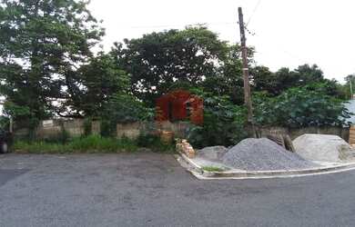 Imagem 1: Terreno em bairro tranquilo