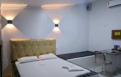 Imagem: A pousada chalé possui 1 Dormitório, 1 Vaga na garagem e