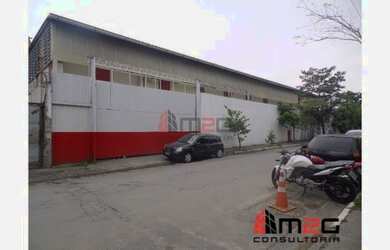 Imagem: O depósito possui 5 Vagas na garagem, 850m² de Área e está