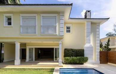 Imagem 10: Zona Sul condomínio de sobrados de alto padrão, com 4 suítes,4 salas,5 vagas, útil de 627m