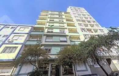 Imagem 1: Apartamento no Centro térreo com pátio de 1 dormitório