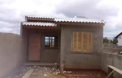 Imagem: A casa possui 2 Dormitórios, 1 Banheiro, 30m² de Área e