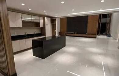 Imagem: A casa possui 3 Dormitórios, 2 Banheiros, 3 Vagas na garagem