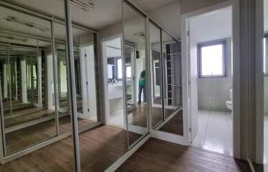 Imagem 12: Alto Padrão, Alphaville, Le Parc, 243m², 4 Suítes, 4 Vagas de Garagem,...