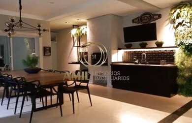 Imagem: A casa possui 4 Dormitórios, 3 Banheiros, 2 Vagas na garagem