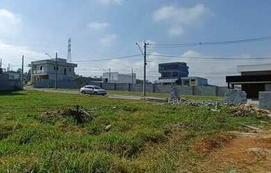 Imagem: O terreno possui 250m² de Área e está localizado em Loteamento