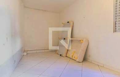 Imagem: A casa possui 1 Dormitório, 1 Banheiro, 40m² de Área e está