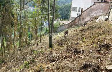 Imagem: O terreno possui 470m² de Área e está localizado em Quinta
