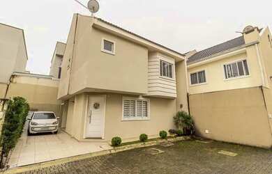 Imagem: A casa para alugar possui 3 Dormitórios, 3 Banheiros, 2 Vagas