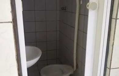 Imagem: A casa possui 2 Dormitórios, 1 Banheiro e está localizado