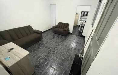 Imagem: O apartamento possui 1 Dormitório, 1 Banheiro, 2 Vagas na garagem